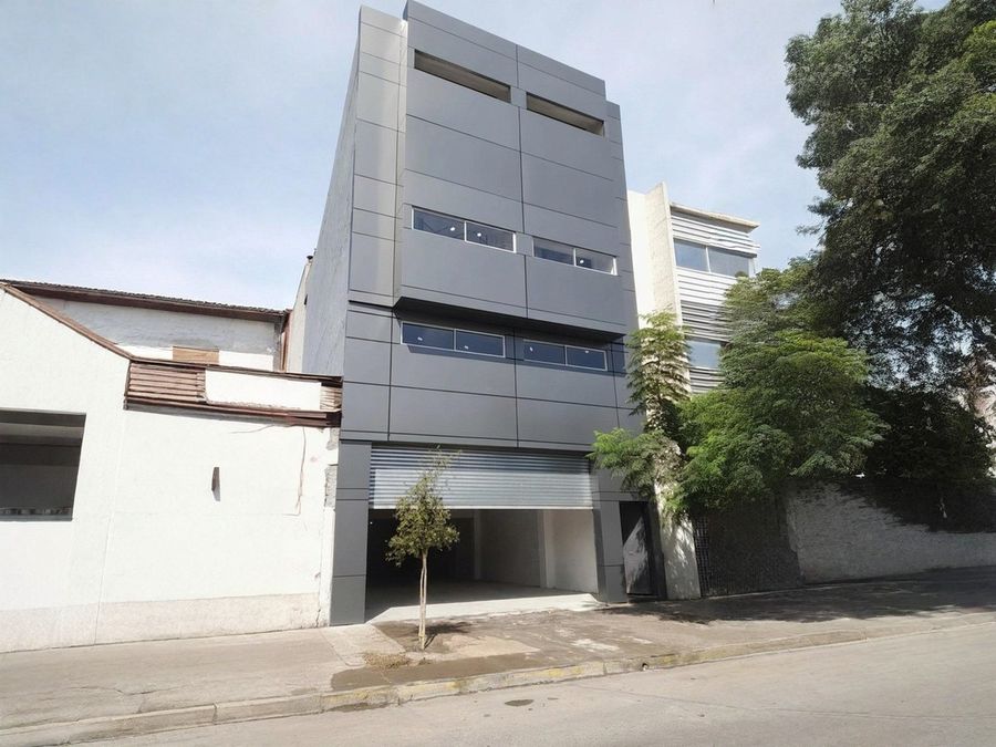 Av. Toesca 2780